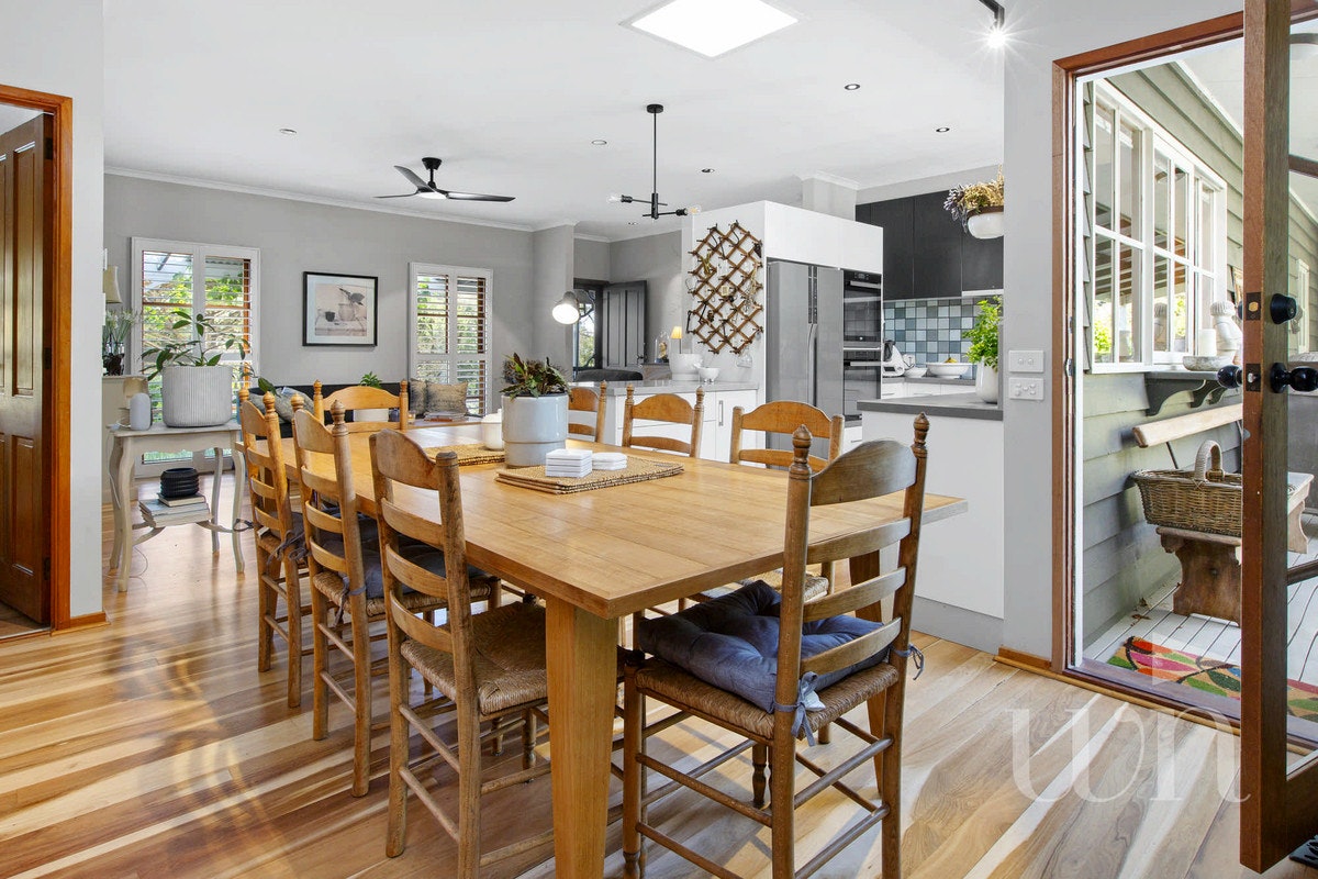 Image of dining room