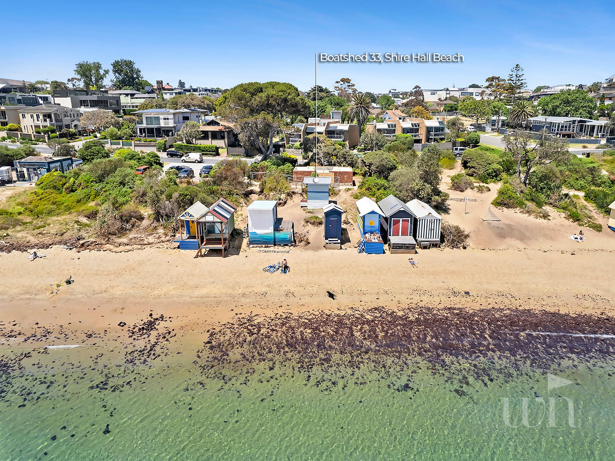 Boatshed 33 Shire Hall Beach, Mornington - Thumbnail 8