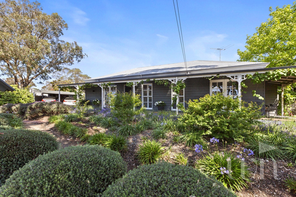 Image of cottage