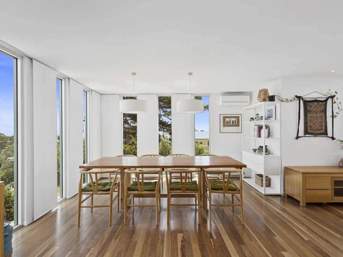 Image of dining room