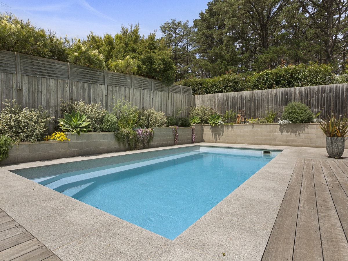 Image of backyard