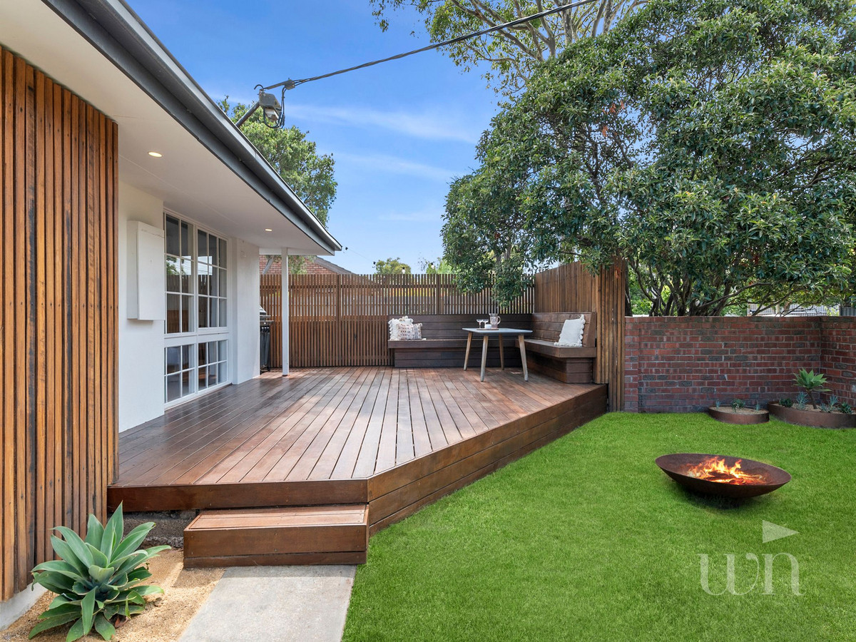 2/9 Pitt Street, Mornington - Thumbnail 2