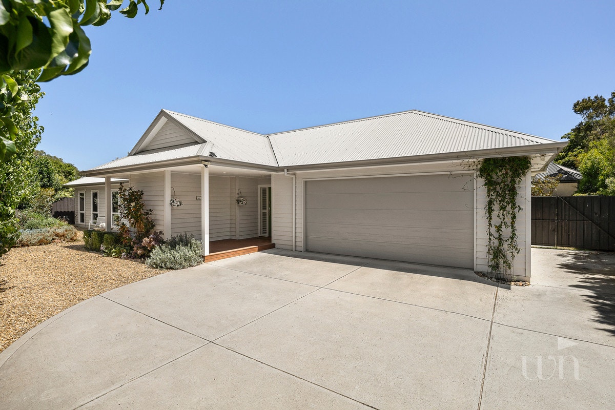 Image of garage