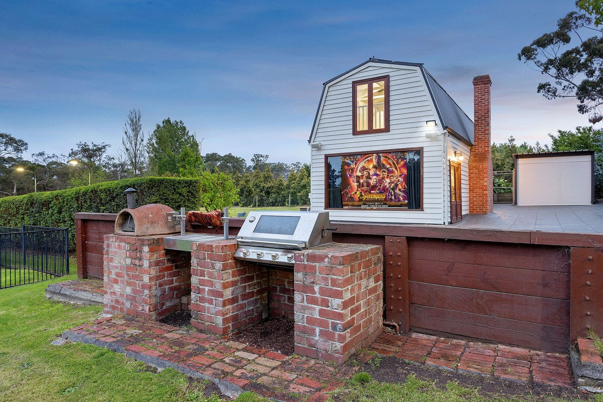 Image of backyard