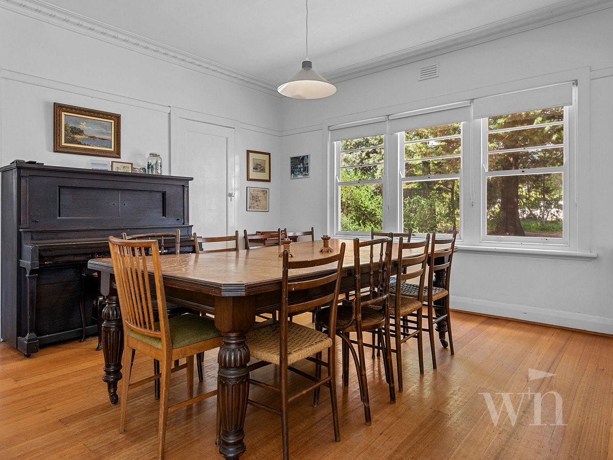 Image of dining room