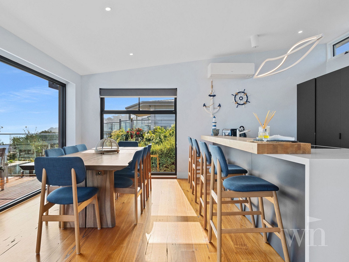 Image of dining room