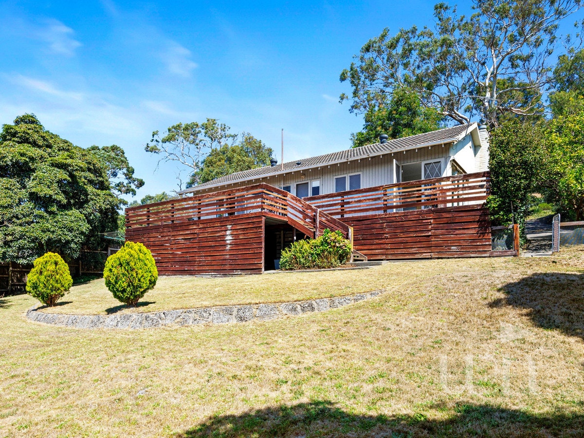 Image of cottage
