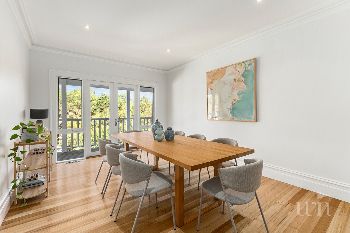 Image of dining room