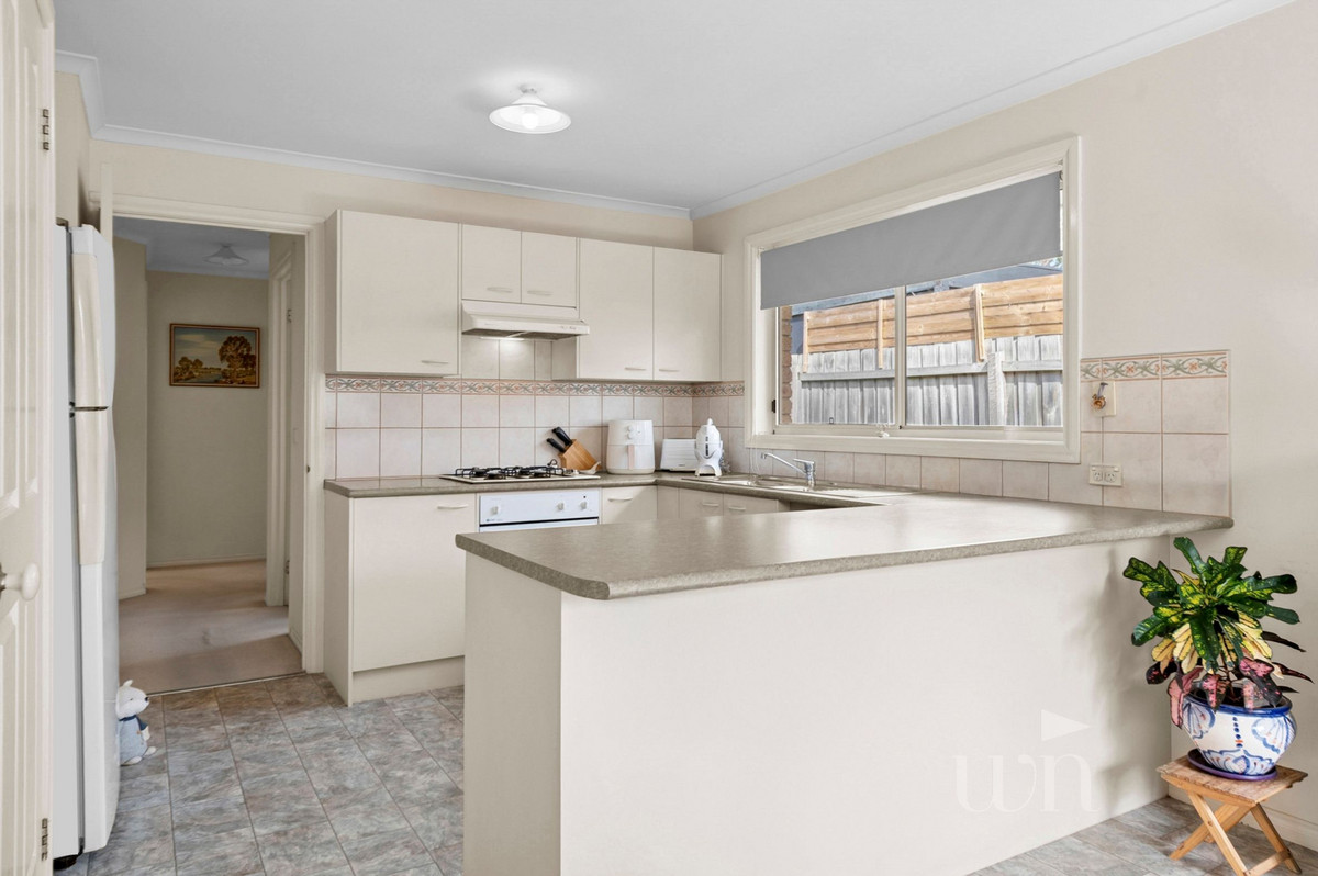 2/9 Warrindale Close, Langwarrin - Thumbnail 6