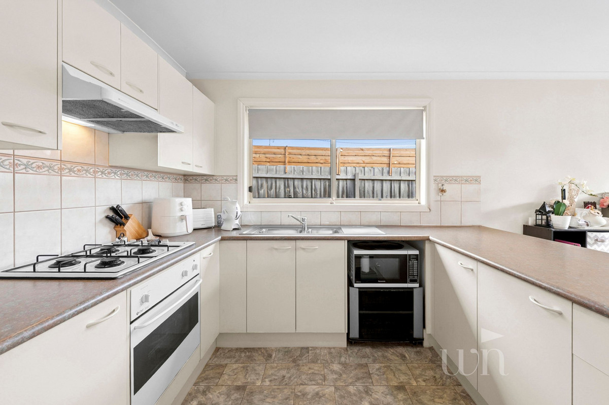 2/9 Warrindale Close, Langwarrin - Thumbnail 7