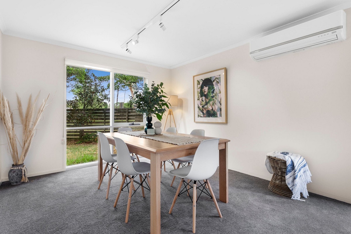 Image of dining room