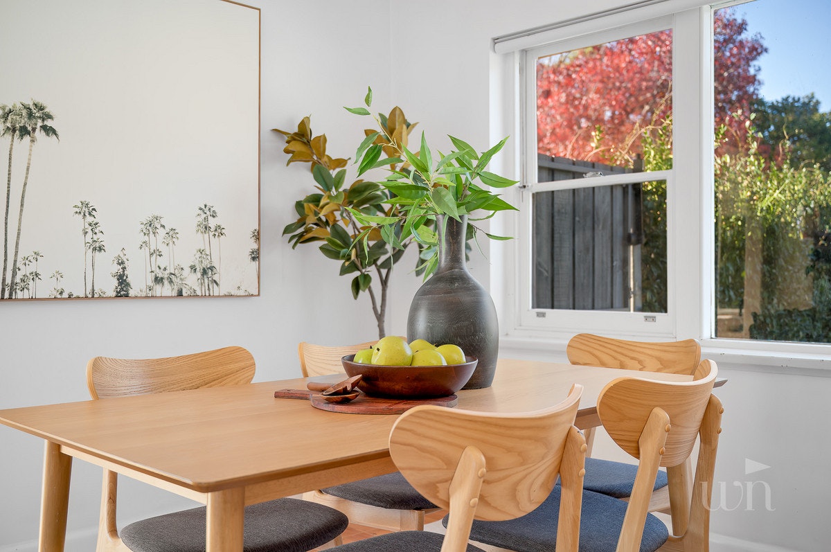 Image of dining room