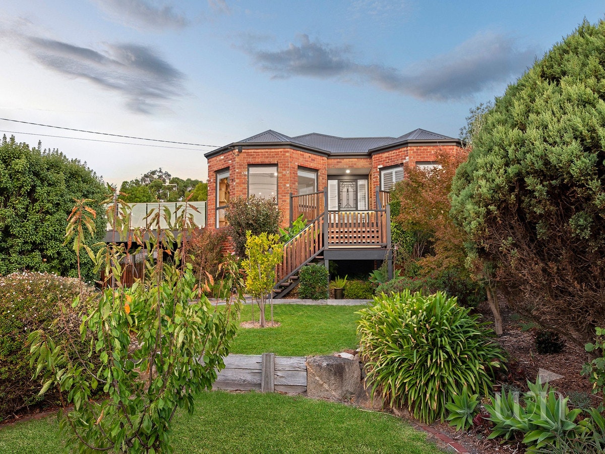 Image of cottage