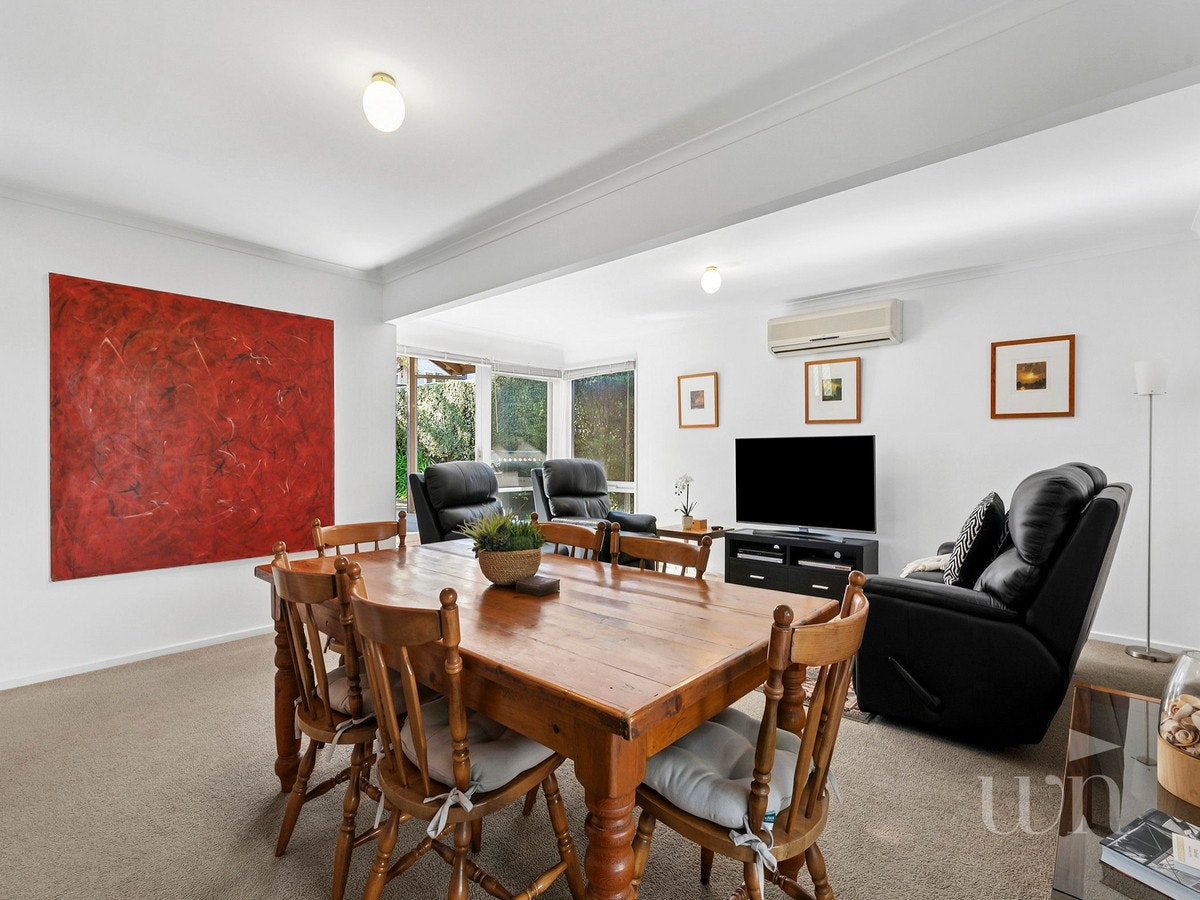 Image of dining room