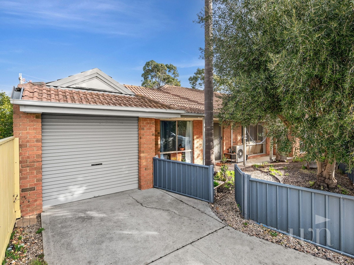 Image of garage