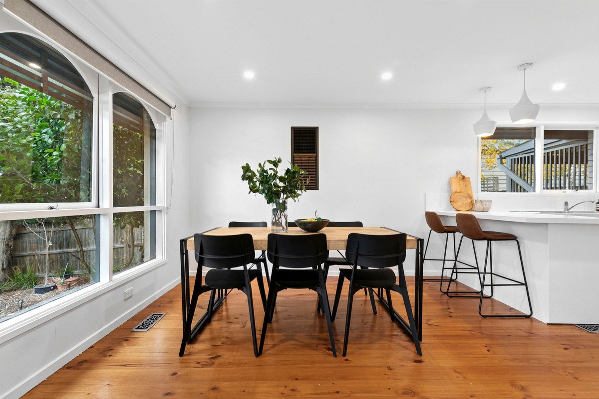 Image of dining room