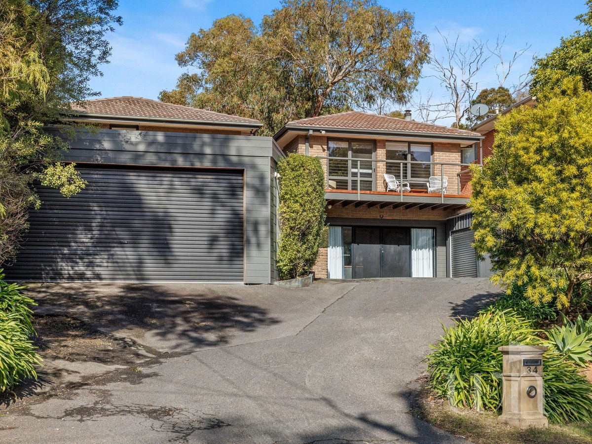 Image of garage