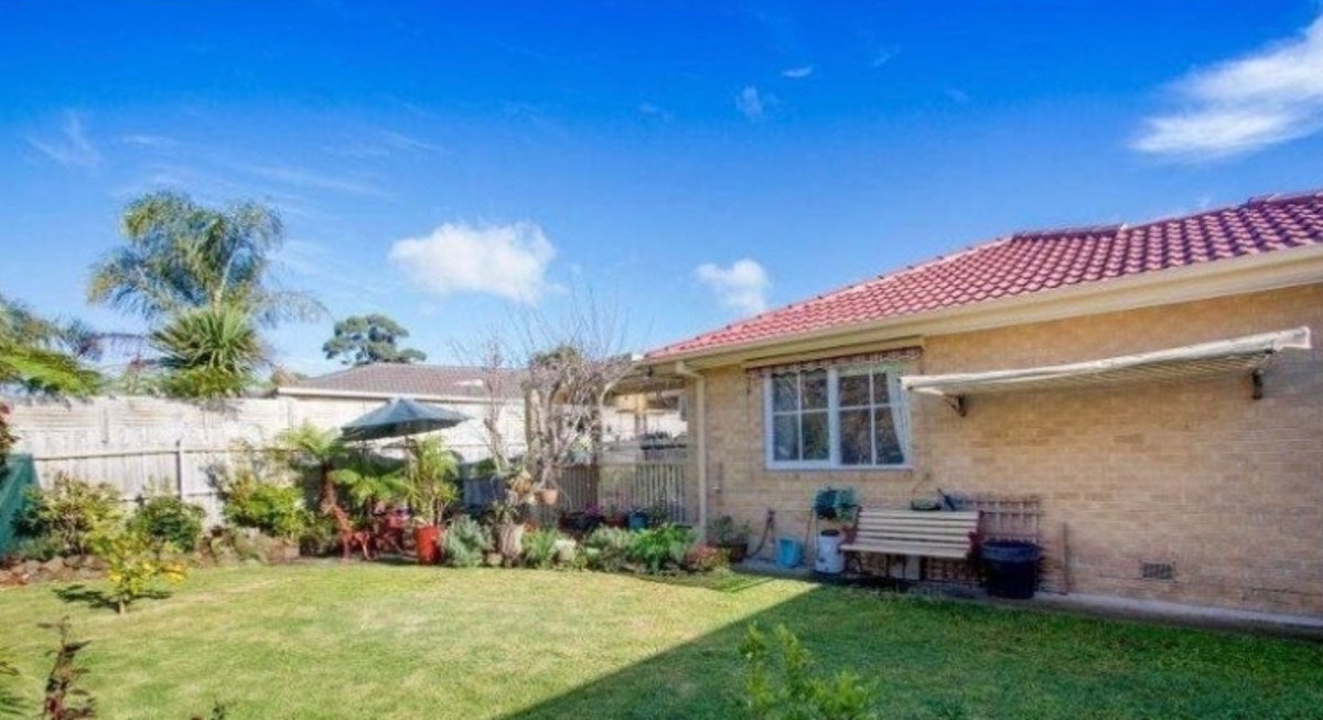 Image of backyard