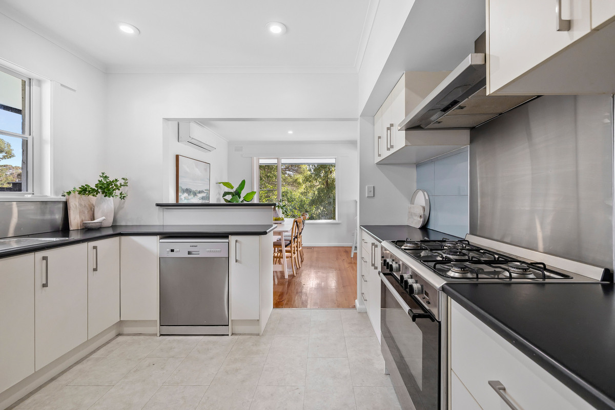 8 Ramsay Court, Mount Martha - Thumbnail 4
