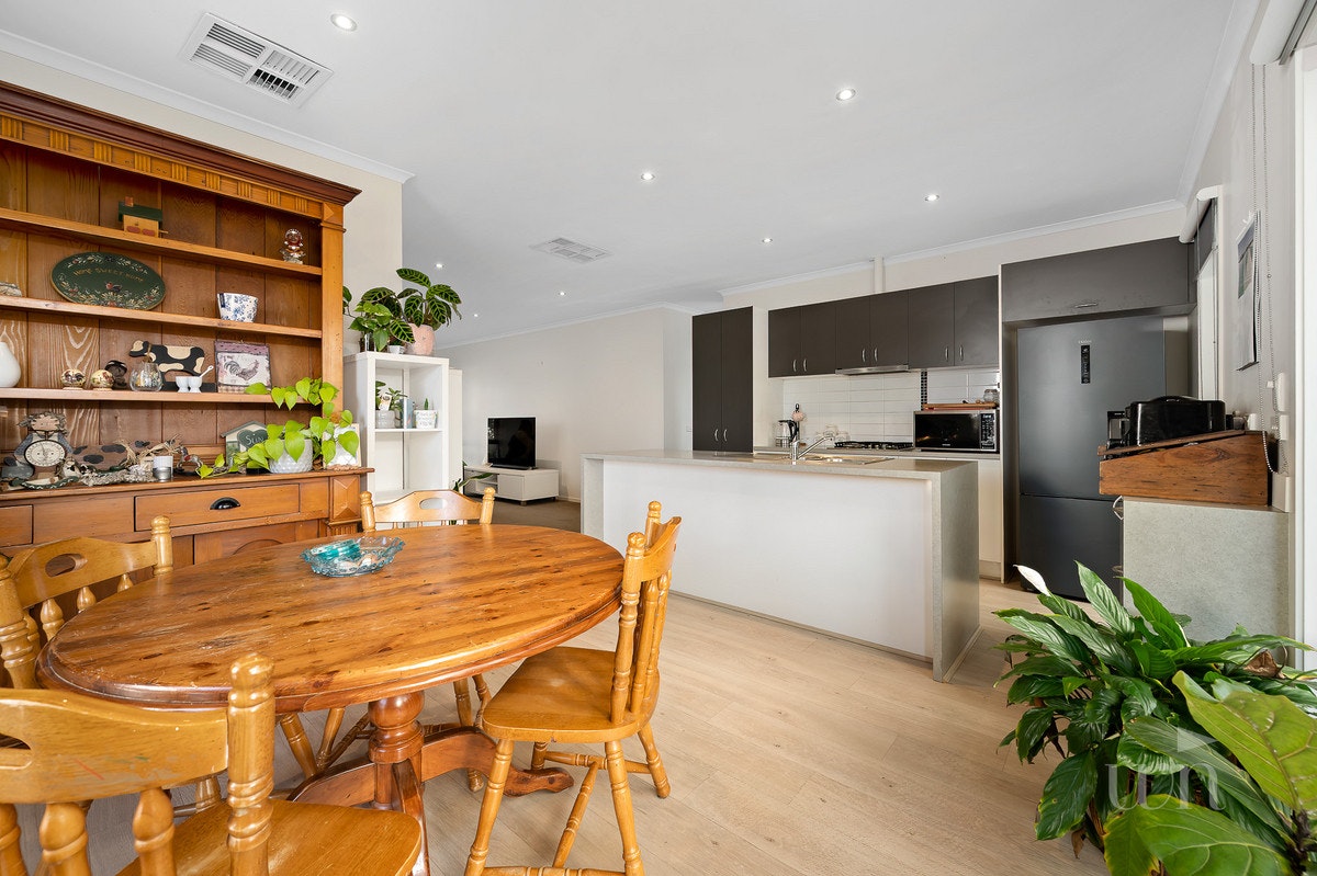Image of dining room