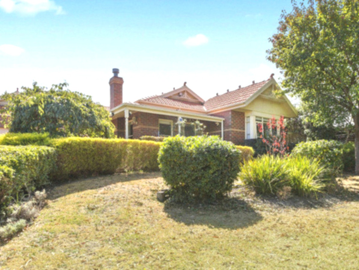Image of cottage