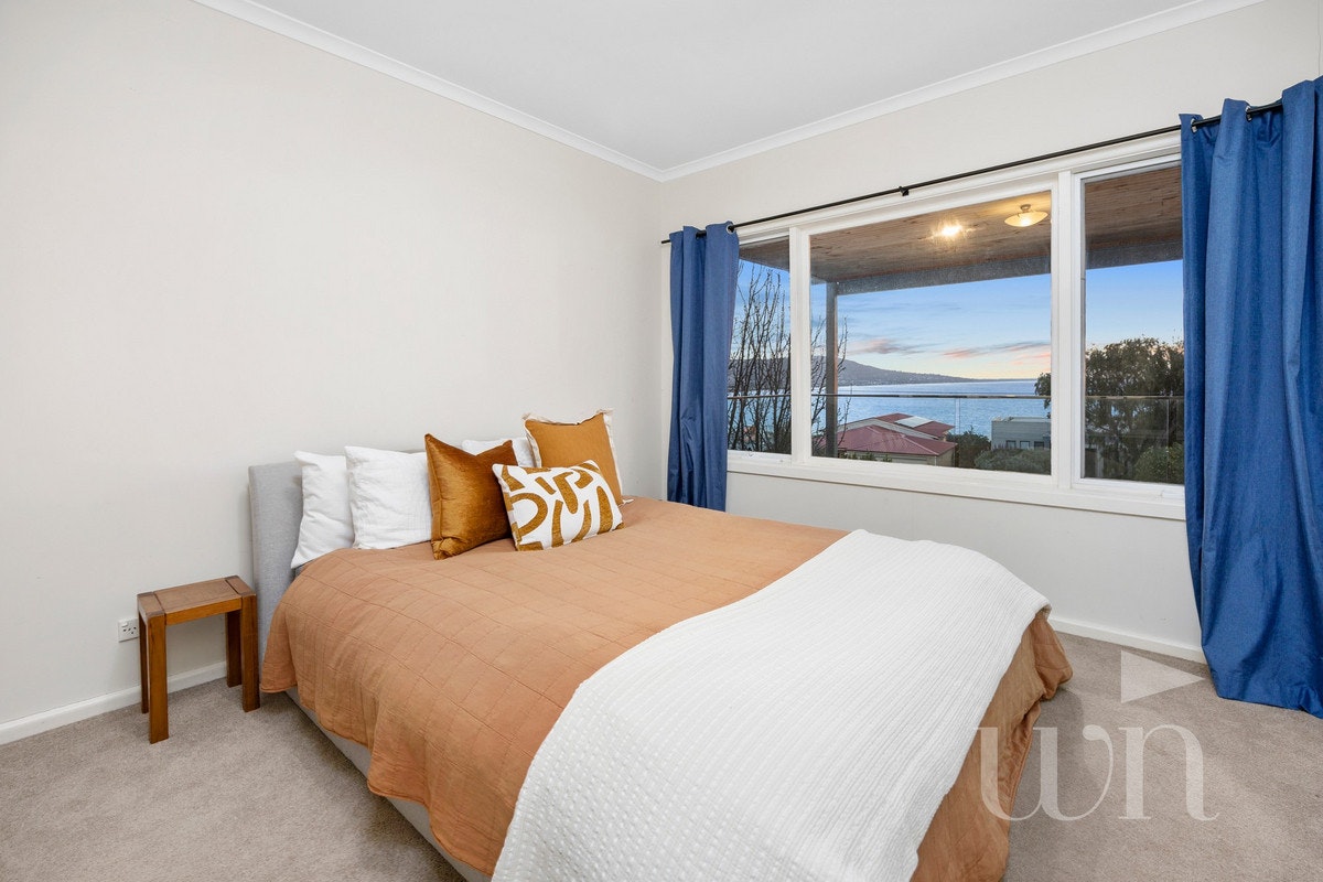 Image of bed