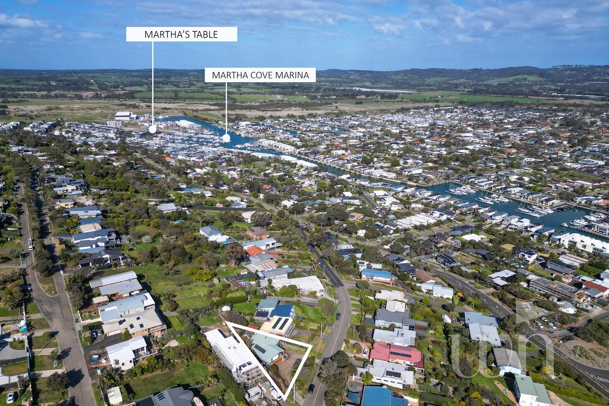 Image of neighborhood