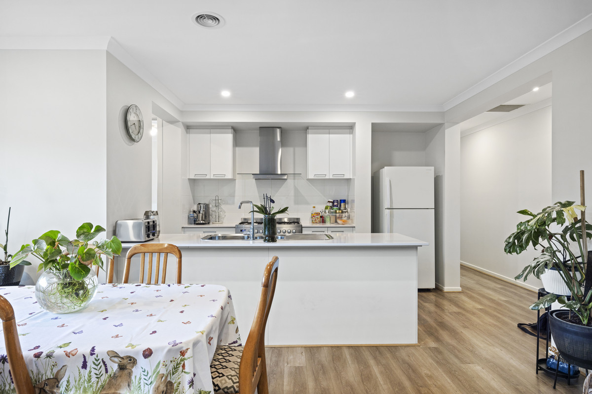 2 Fiona Court, Mount Martha - Thumbnail 2