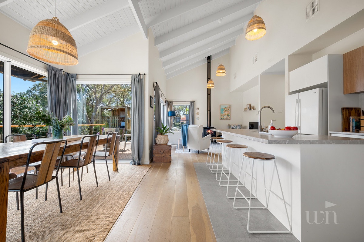 Image of dining room