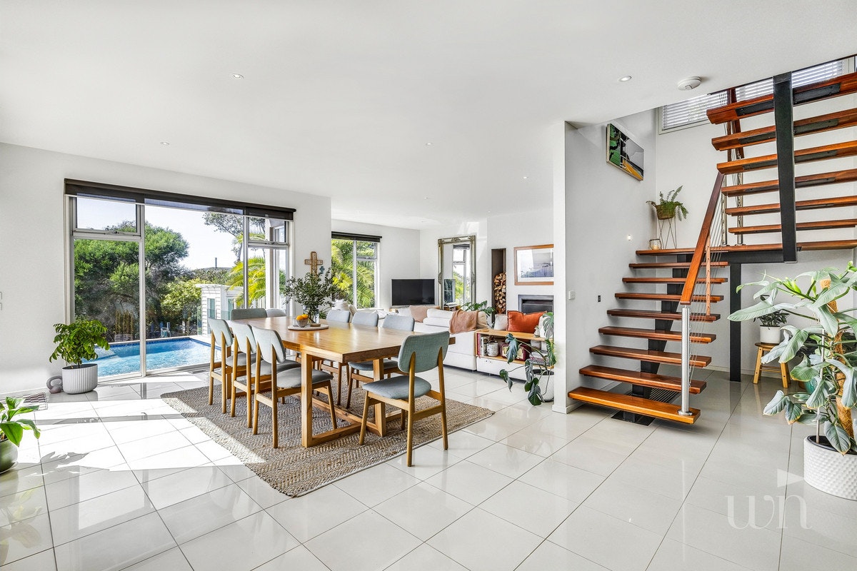 Image of dining room