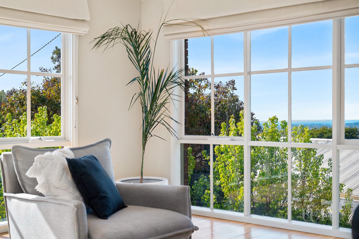 Image of picture window