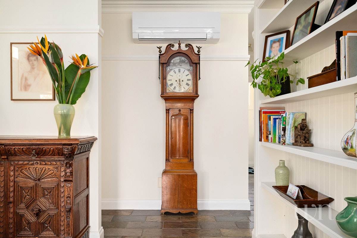 Image of corner