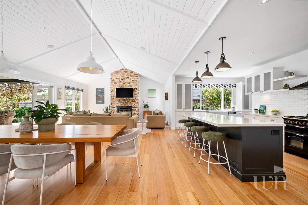 Image of dining room