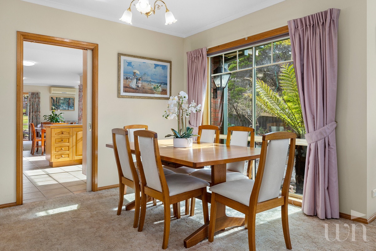 Image of dining room