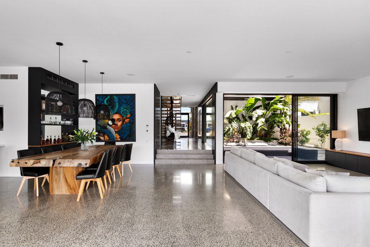 Image of dining room