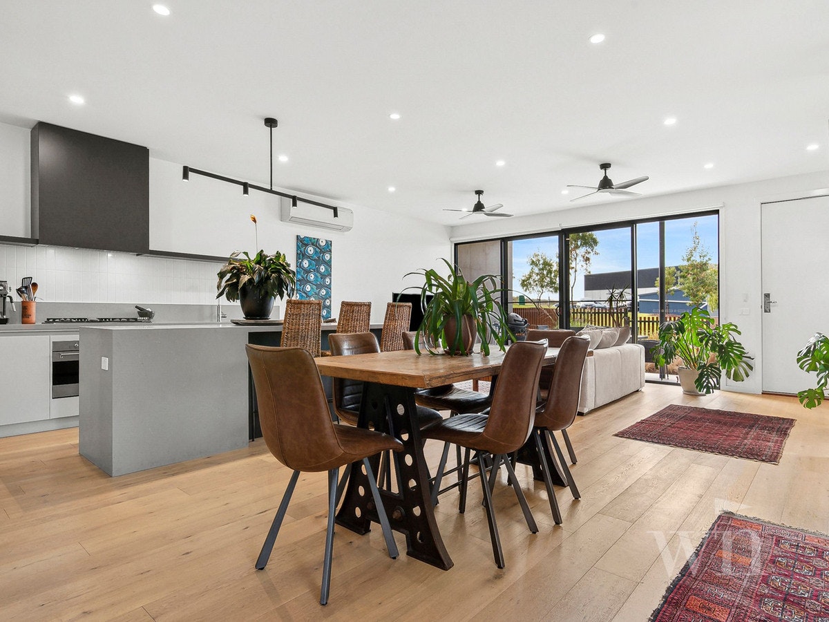 Image of dining room