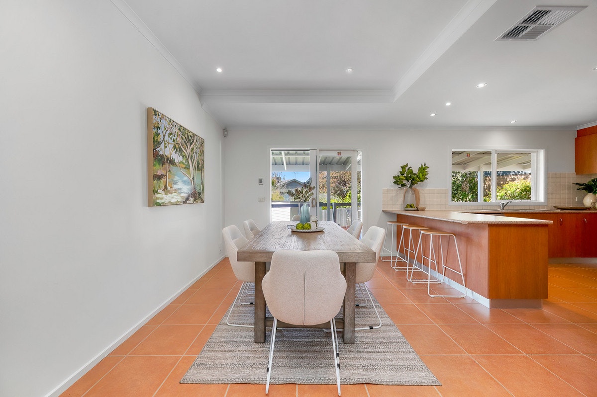 Image of dining room