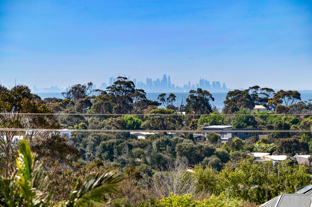 5 St Ives Grove, Mount Martha - Thumbnail 2