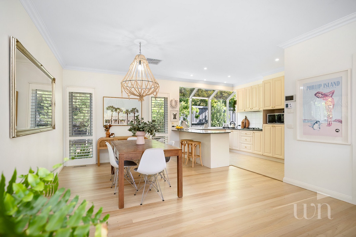 Image of dining room