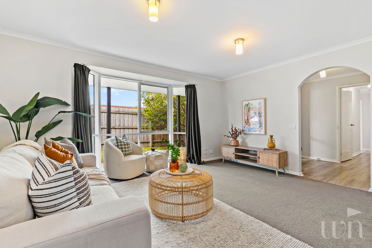 10 Woodside Close, Somerville - Thumbnail 2
