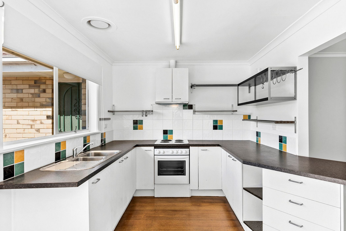 18 Downward Street, Mornington - Thumbnail 3