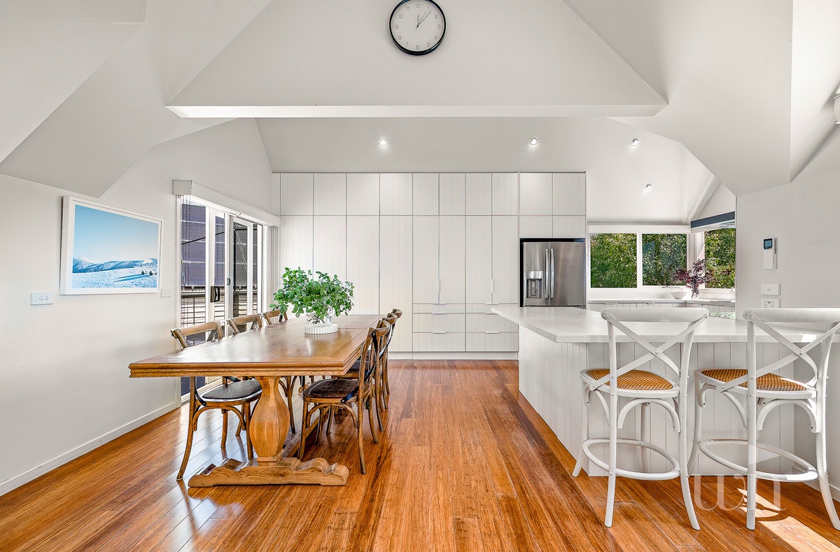 Image of dining room