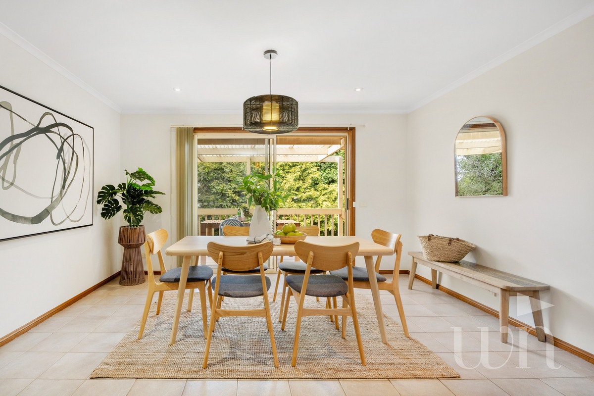 Image of dining room