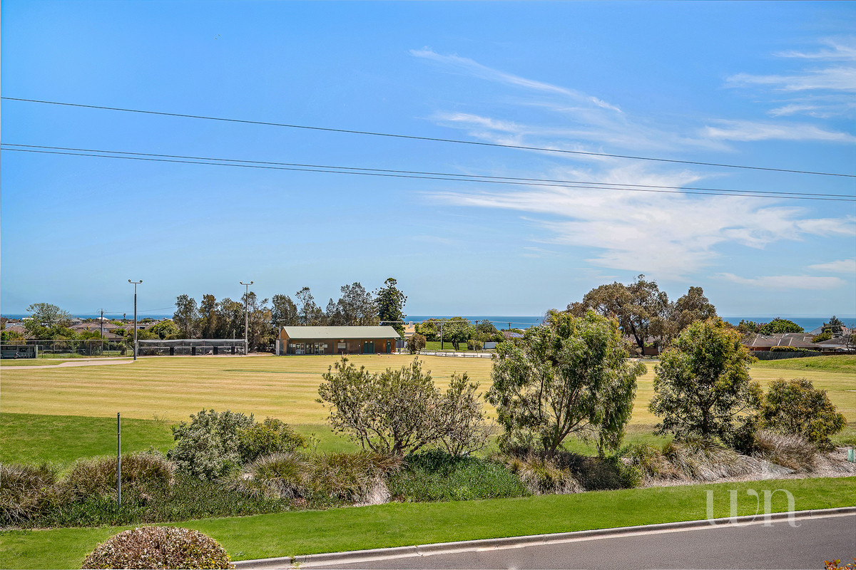 1/13 Alexander Avenue, Mornington - Thumbnail 8