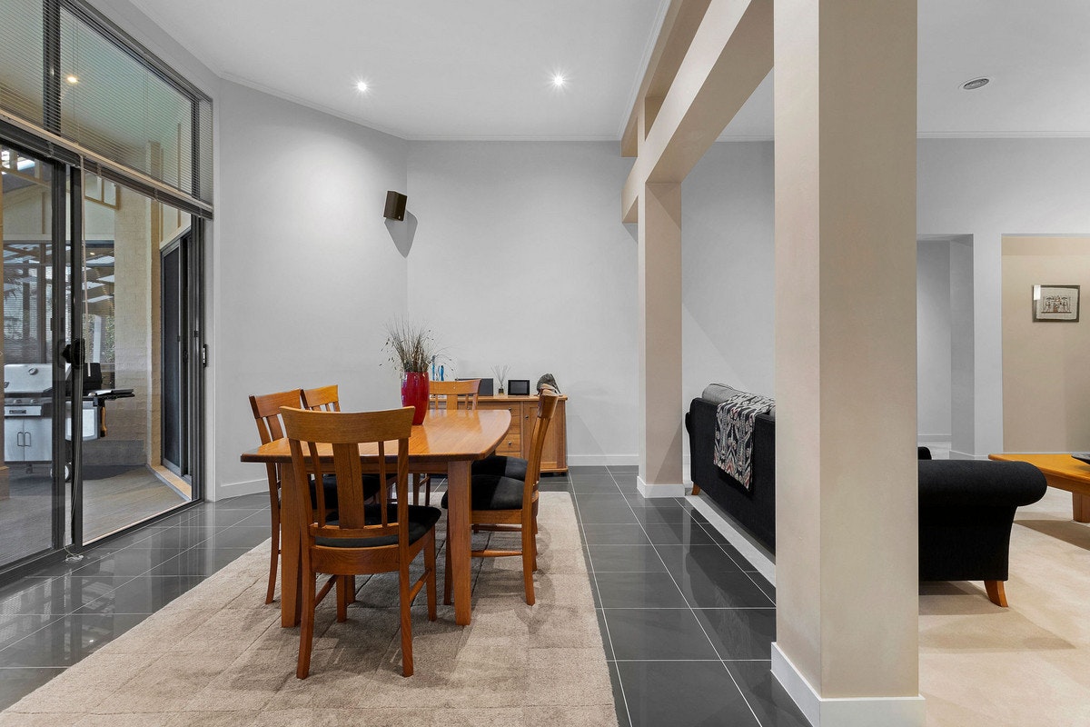 Image of dining room