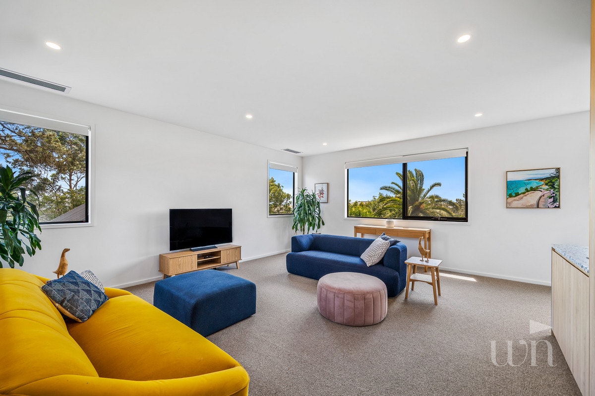 Image of computer hardware