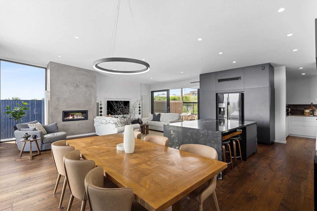 Image of dining room