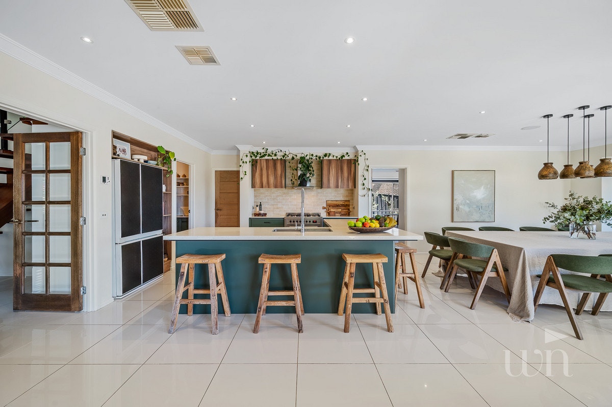 Image of dining room
