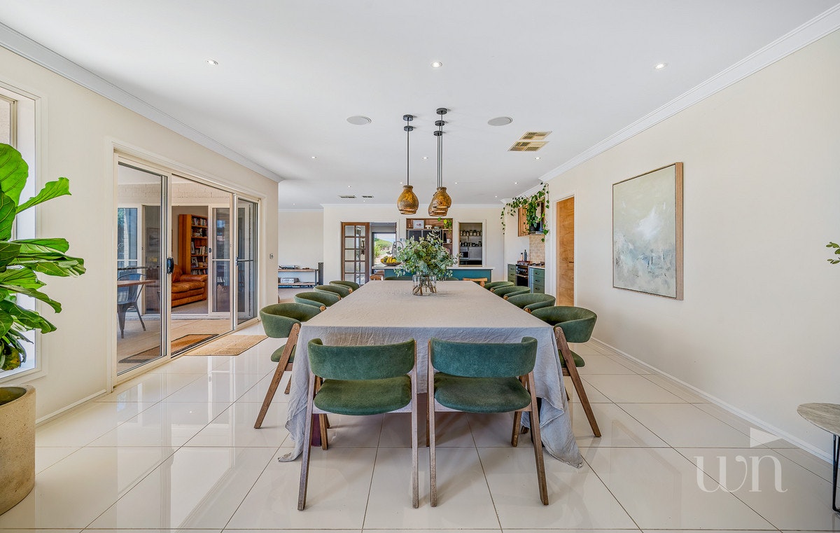 Image of dining room