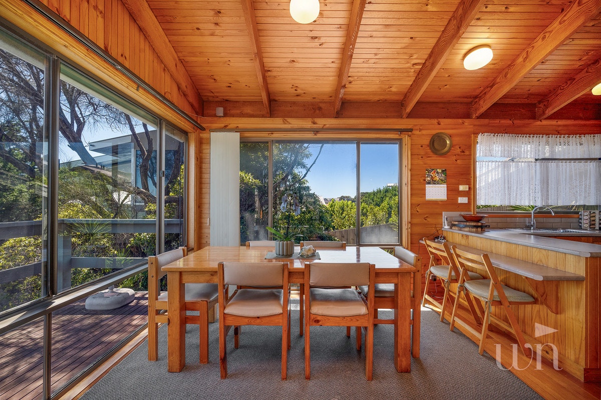 Image of dining room